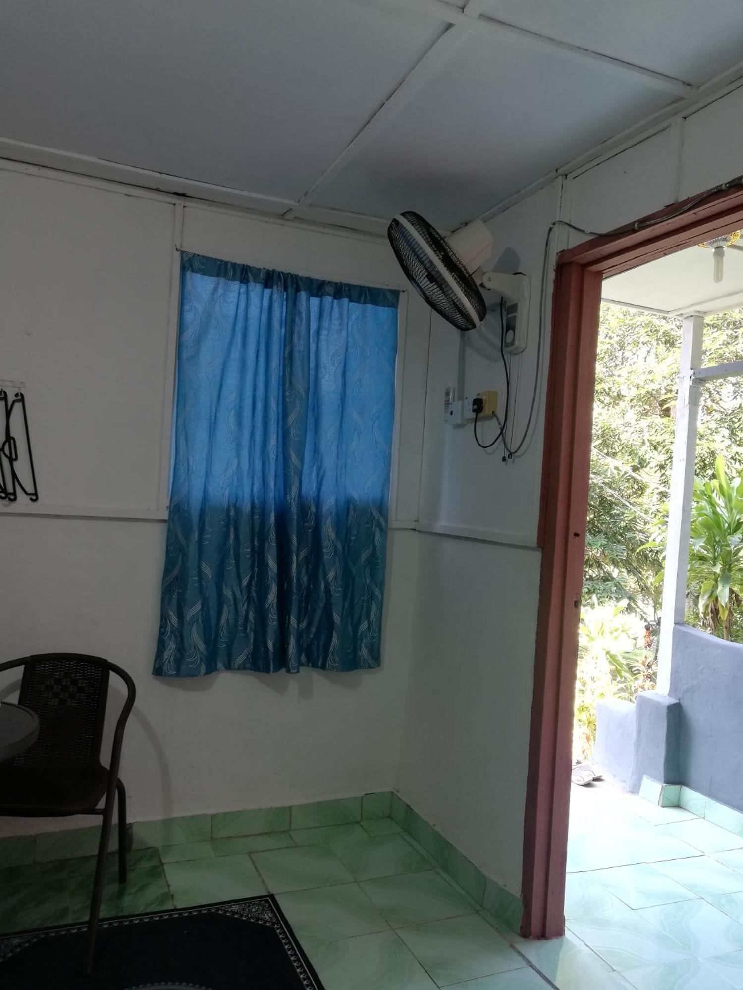 Durian Chalet Kuala Tahan Pokoj fotografie